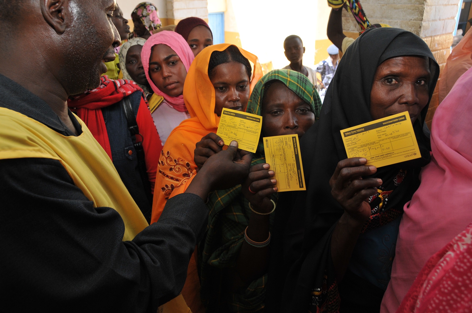 EN Yellow Fever in DRC - Image 9 A girl is vaccinated at the SRL Private Clinic during a yellow fever vaccination campaign in Kinshasa, on August 19, 2016.