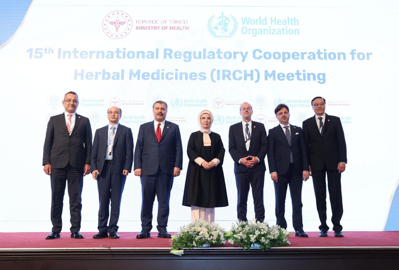 Group photo of the meeting of WHO International Regulatory Cooperation for Herbal Medicines in 16-20 April 2024