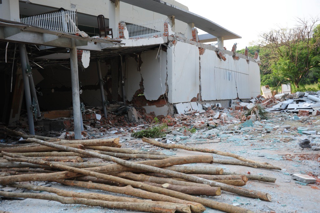A photo of damaged hospital in earthquake hit area