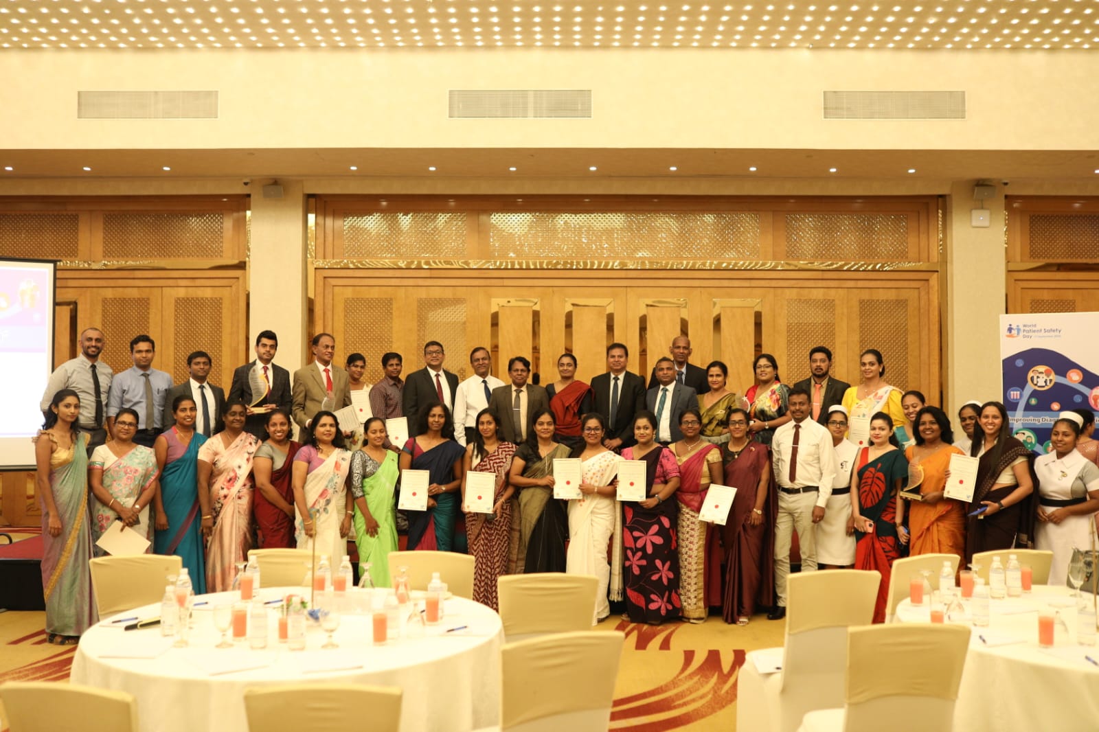 Group picture along with the winners of the participants of the world patient safety day