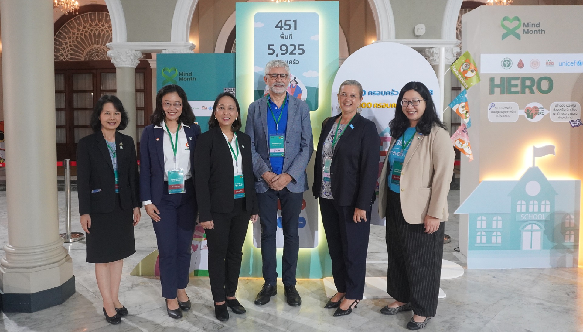 Dr Jos Vandelaer, WHO Representative to Thailand, Dr. Dutsadee Juengsiragulwit, Director at Department of Mental Health, Ms. Amara Thanasuparatana, Pediatric nurse  at Department of Mental Health, WHO and UNICEF officials.
