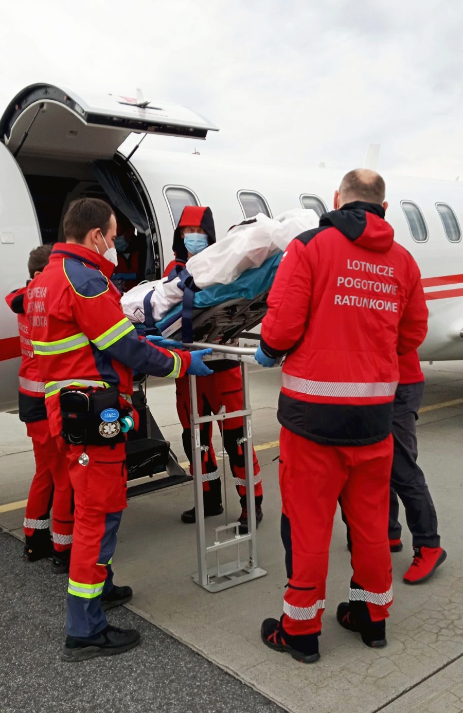 Lviv emergency medical services supporting the repatriation of a severely injured patent after treatment abroad-